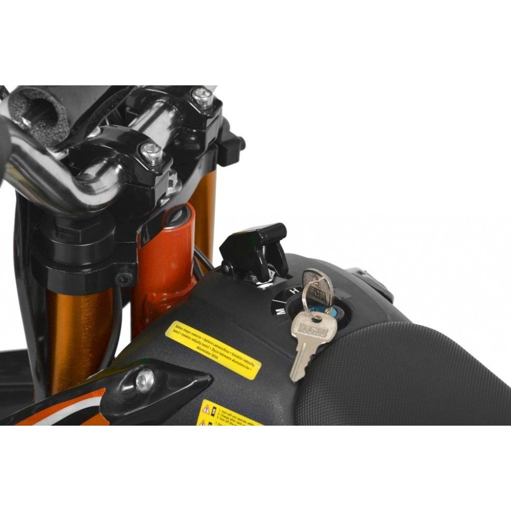 Мотоцикл на акумуляторній батареї HECHT 54500 - фото 3 Мотоцикл на акумуляторній батареї HECHT 54500 - фото 3