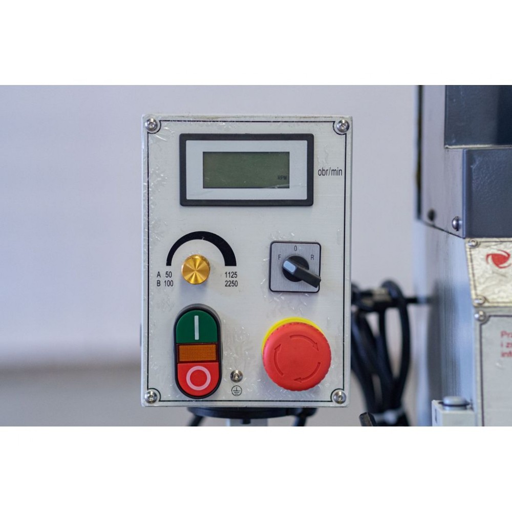 Фрезерний верстат CORMAK HK-25L Vario - фото 3 Фрезерний верстат CORMAK HK-25L Vario - фото 3