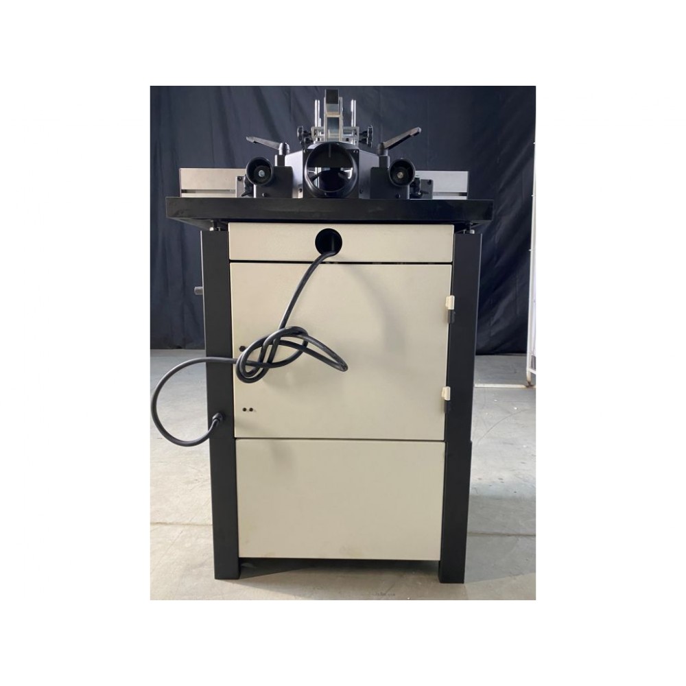 Фрезерний верстат по дереву MAST Holztechnik H-FV200 400V - фото 9 Фрезерний верстат по дереву MAST Holztechnik H-FV200 400V - фото 9