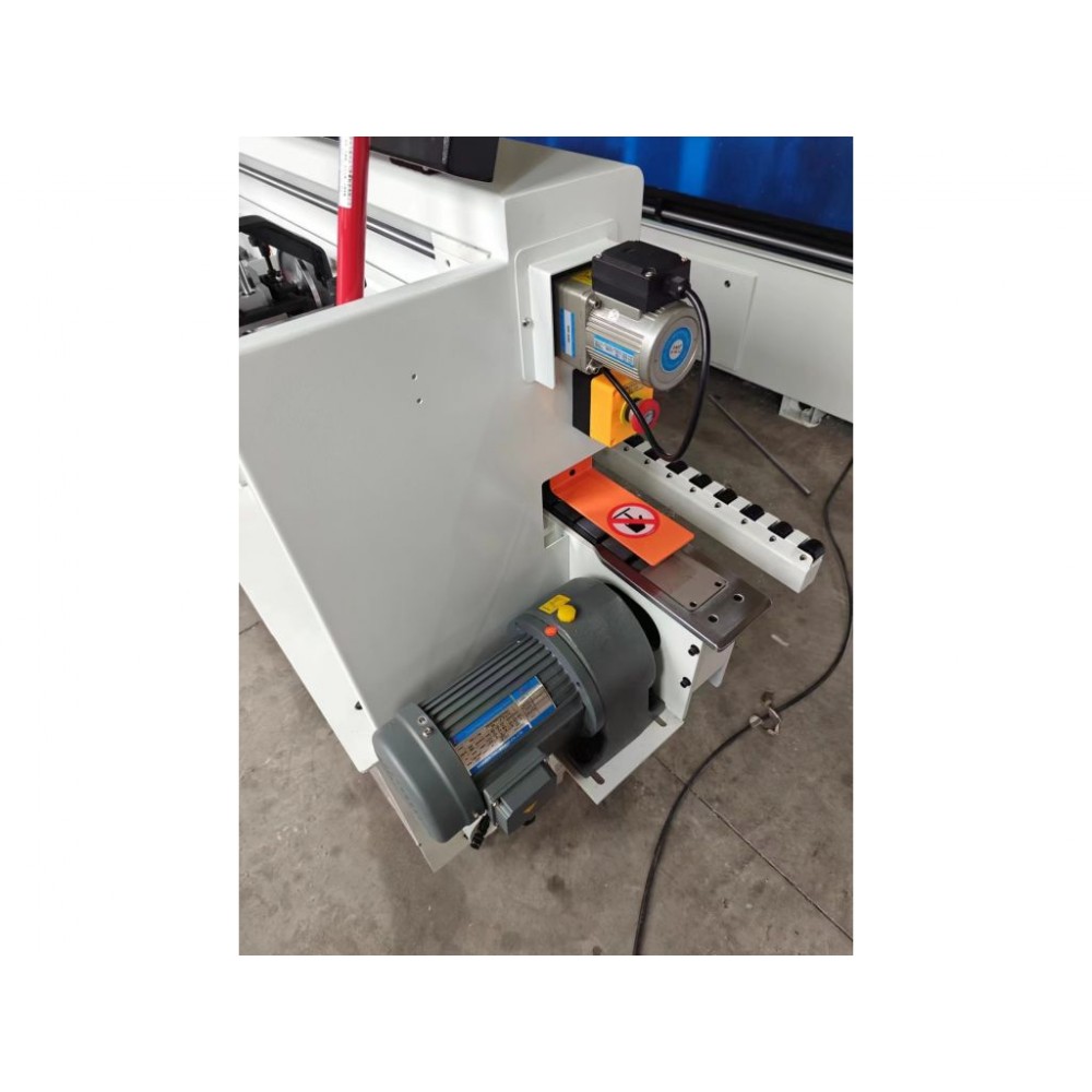 Кромкооблицювальний верстат MAST Holztechnik K308 - фото 5 Кромкооблицювальний верстат MAST Holztechnik K308 - фото 5