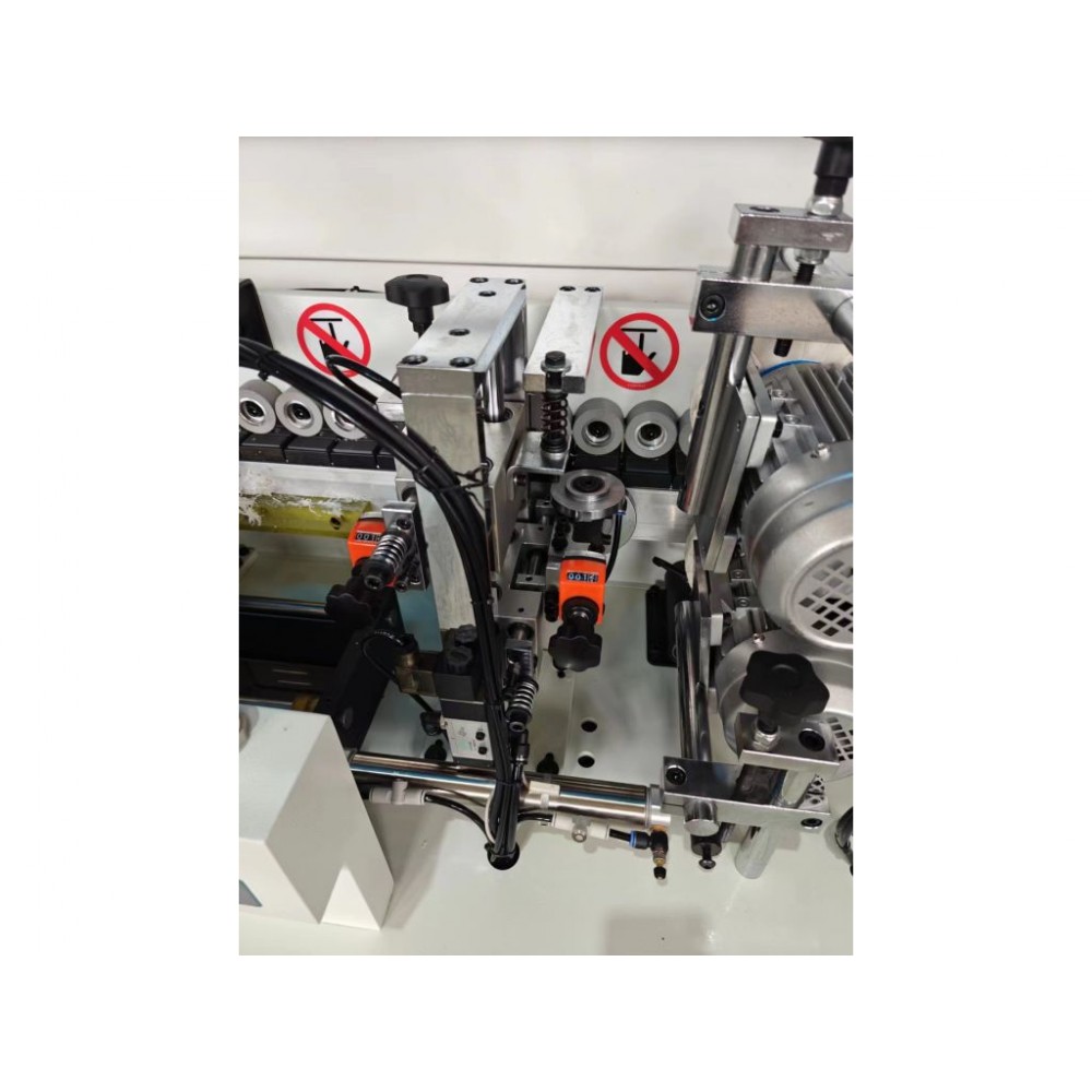 Кромкооблицювальний верстат MAST Holztechnik K308R - фото 14 Кромкооблицювальний верстат MAST Holztechnik K308R - фото 14