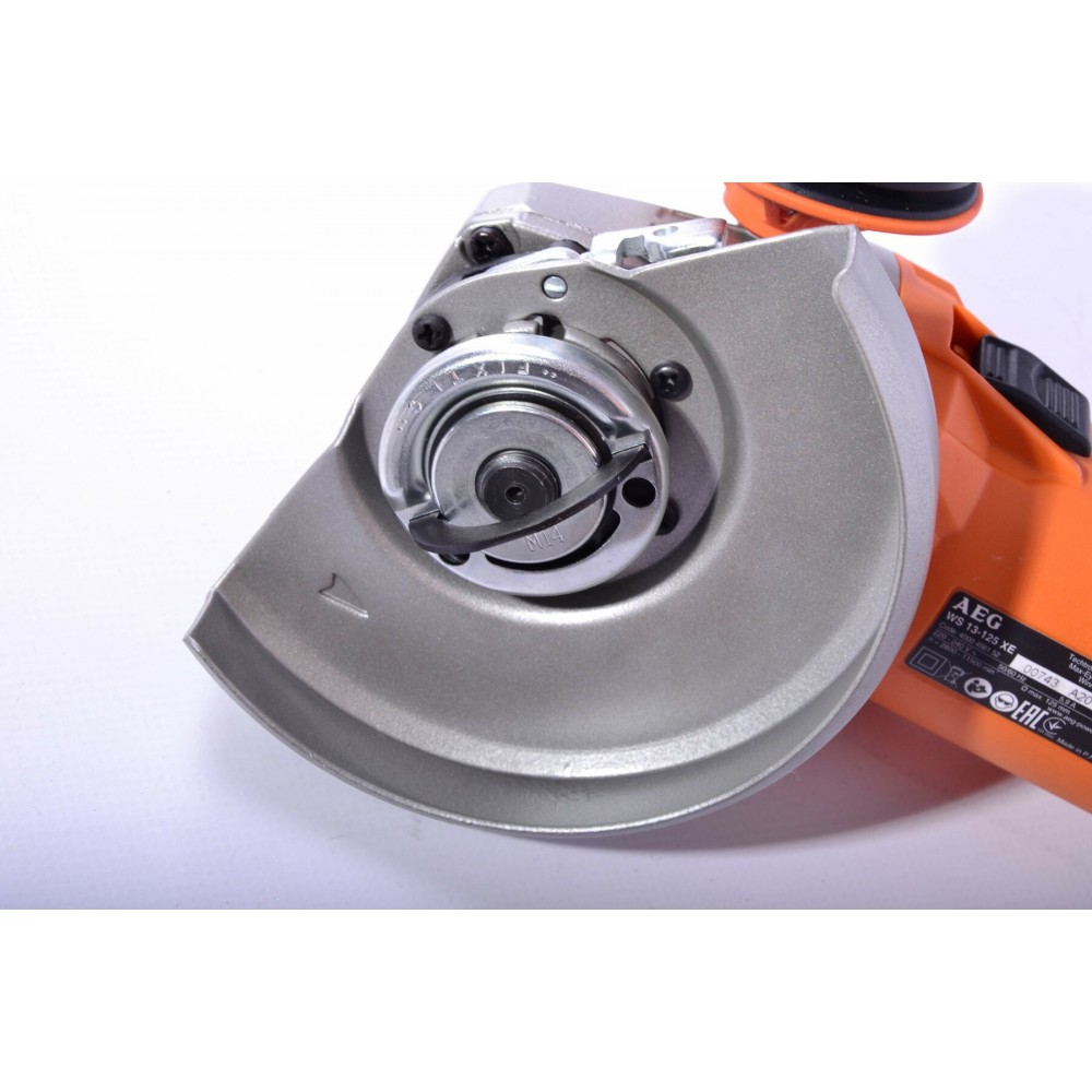 Кутова шліфувальна машина AEG WS 13-125 XE - фото 4 Кутова шліфувальна машина AEG WS 13-125 XE - фото 4