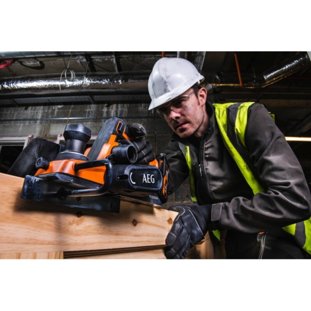 Акумуляторний рубанок AEG BHO18BL-0 без АКБ и ЗП (4935464988) - фото 2 Акумуляторний рубанок AEG BHO18BL-0 без АКБ и ЗП (4935464988) - фото 2