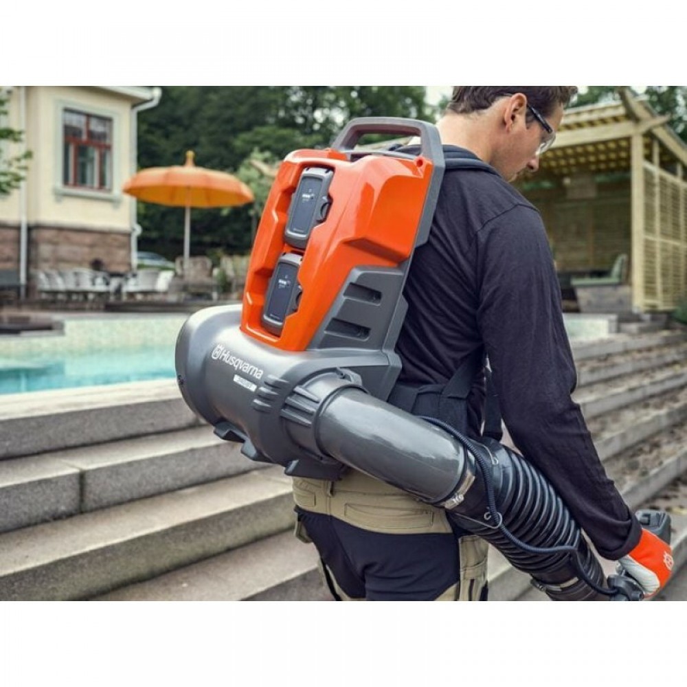 Акумуляторна повітродувка Husqvarna 340iBT (9677962-03) (без АКБ та ЗП) - фото 2 Акумуляторна повітродувка Husqvarna 340iBT (9677962-03) (без АКБ та ЗП) - фото 2