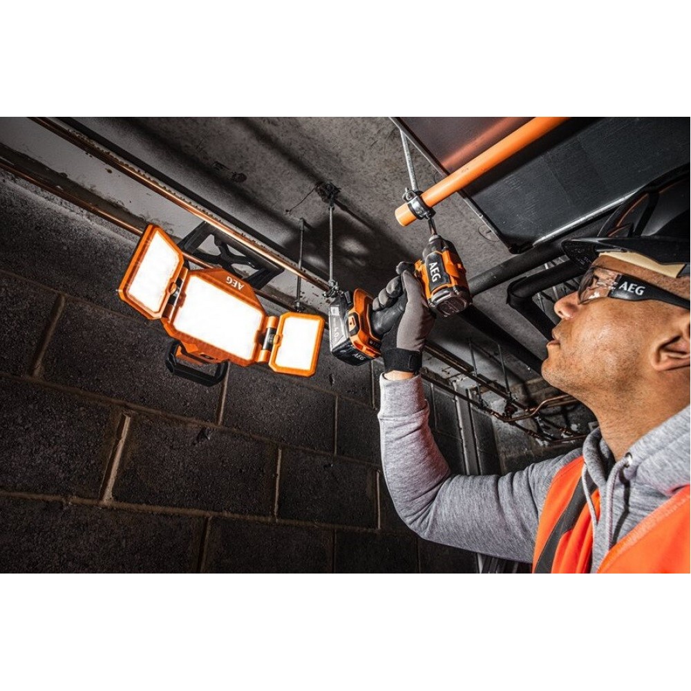 Акумуляторний ліхтар AEG BLP18 (4935480541) (без АКБ та ЗП) - фото 1 Акумуляторний ліхтар AEG BLP18 (4935480541) (без АКБ та ЗП) - фото 1