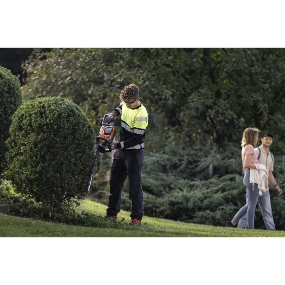 Акумуляторний кущоріз Husqvarna 522iHD60 (9704660-01) (без АКБ та ЗП) - фото 2 Акумуляторний кущоріз Husqvarna 522iHD60 (9704660-01) (без АКБ та ЗП) - фото 2