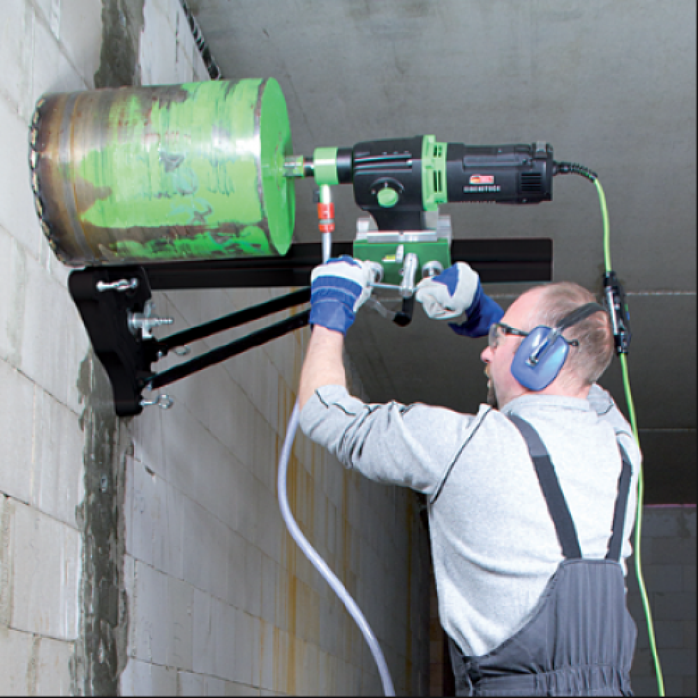 Установка алмазного буріння Eibenstock DBE352 набір крепленія і бак (03642000K) - фото 2 Установка алмазного буріння Eibenstock DBE352 набір крепленія і бак (03642000K) - фото 2