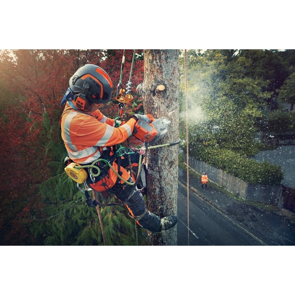 Акумуляторна ланцюгова пилка Husqvarna T540iXP (9705723-14) (без АКБ та ЗП) - фото 4 Акумуляторна ланцюгова пилка Husqvarna T540iXP (9705723-14) (без АКБ та ЗП) - фото 4