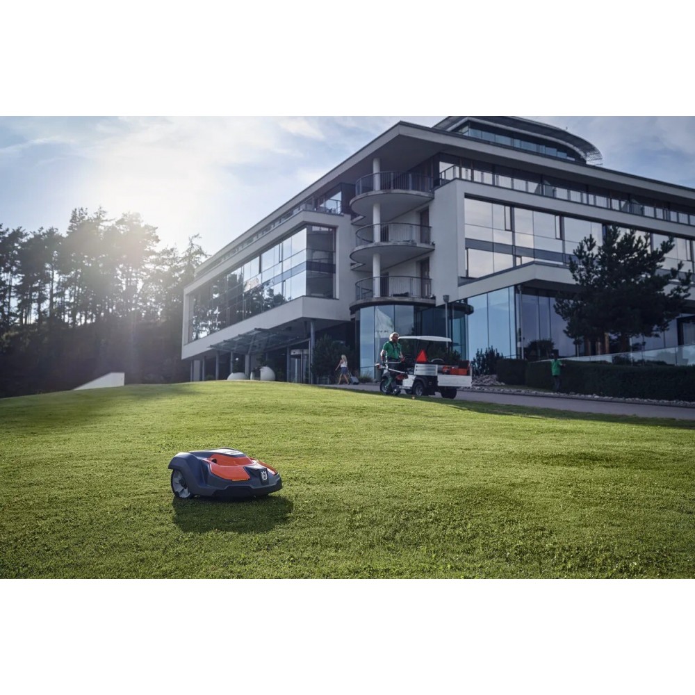 Газонокосарка-робот Husqvarna AM 550 EPOS (9706567-11) - фото 6 Газонокосарка-робот Husqvarna AM 550 EPOS (9706567-11) - фото 6