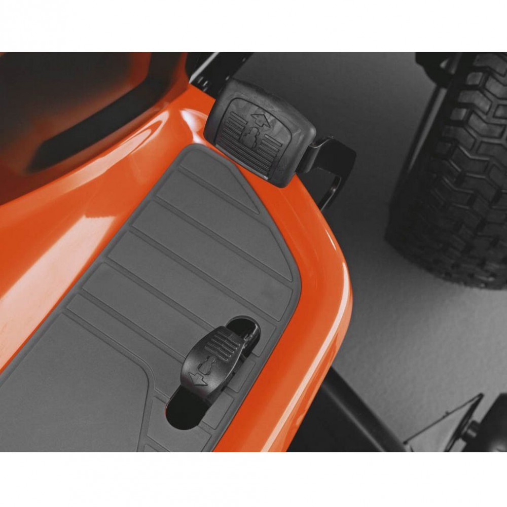 Трактор Husqvarna TC 242TX (9605101-93) - фото 2 Трактор Husqvarna TC 242TX (9605101-93) - фото 2