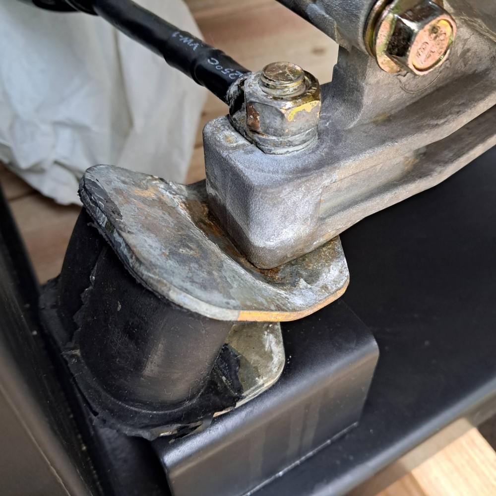 Генератор дизельний Hyundai DHY 12000LE - фото 7 Генератор дизельний Hyundai DHY 12000LE - фото 7