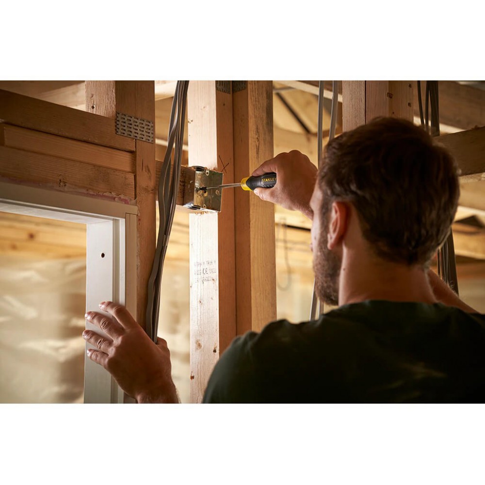 Викрутка Cushion Grip під шліц Ph3 з довжиною жала 150 мм STANLEY 0-64-949 - фото 4 Викрутка Cushion Grip під шліц Ph3 з довжиною жала 150 мм STANLEY 0-64-949 - фото 4