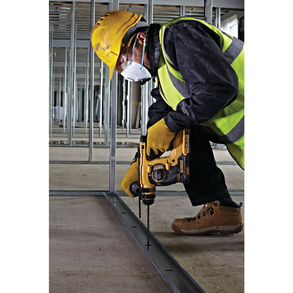 Бур SDS-Plus, XLR, 4 кромки, 12x100x160 мм DeWALT DT8933 - фото 7 Бур SDS-Plus, XLR, 4 кромки, 12x100x160 мм DeWALT DT8933 - фото 7