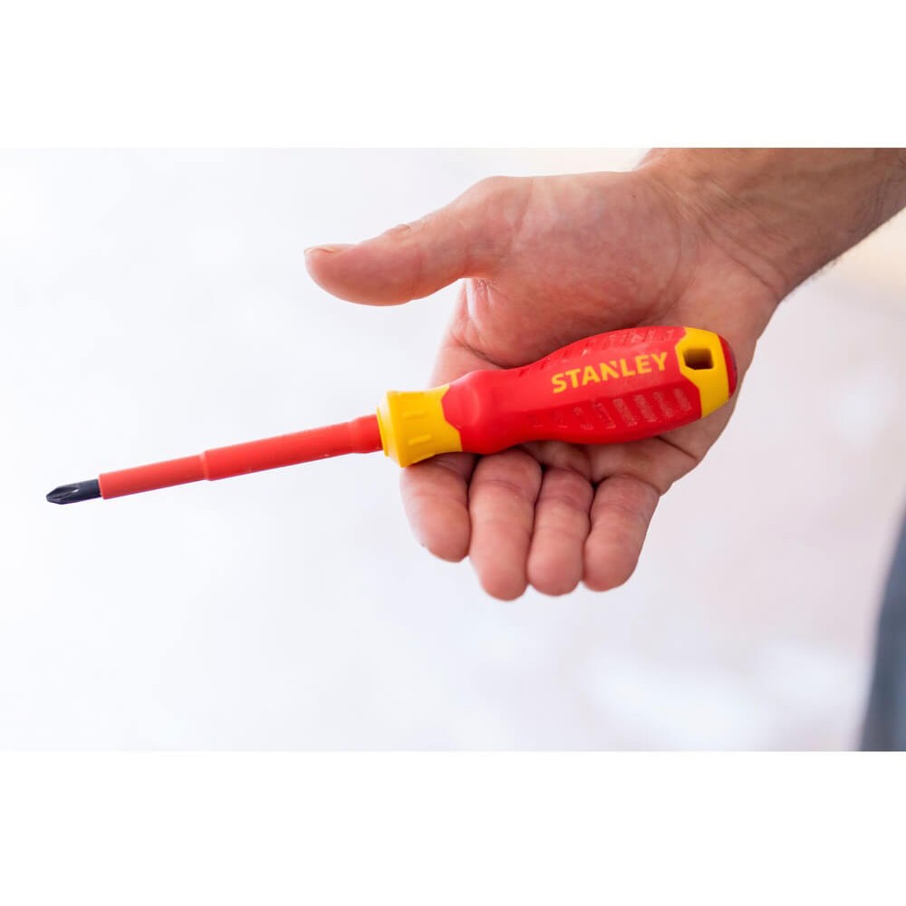 Набір з двох ізольованих викруток для електриків FatMax VDE 1000V STANLEY STHT60030-0 - фото 4 Набір з двох ізольованих викруток для електриків FatMax VDE 1000V STANLEY STHT60030-0 - фото 4