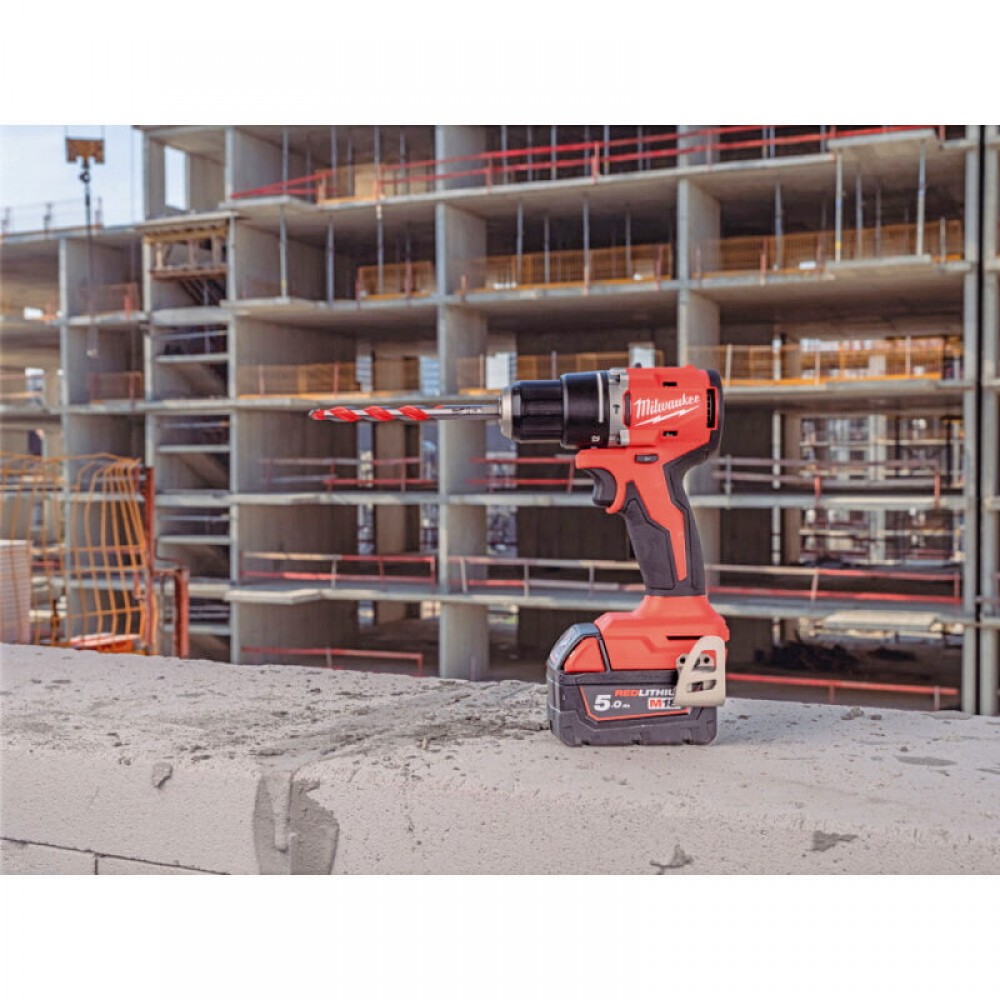 Дриль-шуруповерт акумуляторна безщіткова ударна М18 BLPDRC-422С, крутний момент 60Нм MILWAUKEE (+ за - фото 5 Дриль-шуруповерт акумуляторна безщіткова ударна М18 BLPDRC-422С, крутний момент 60Нм MILWAUKEE (+ за - фото 5