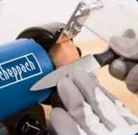 Особливості Scheppach HG34 1