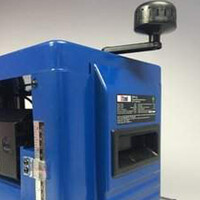 Особливості Utool UTP-12 2